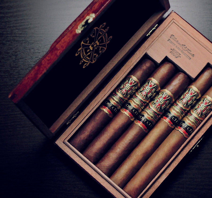 TOP 3 CIGARS AND WHAT TO WEAR WHILE SMOKING THEM