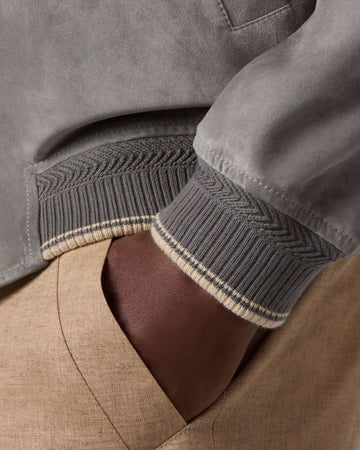 AMERICAN EYE, ITALIAN HAND: THE QUIET REVOLUTIONARY OF MURANO