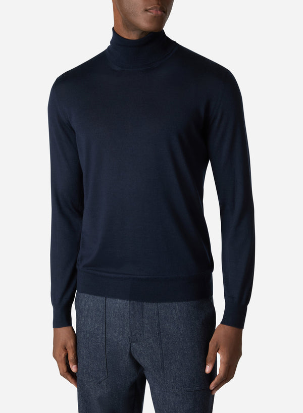 CASHMERE AND SILK TURTLENECK