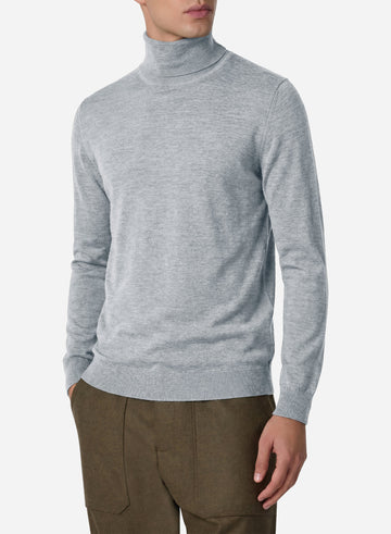 VIRGIN WOOL TURTLENECK